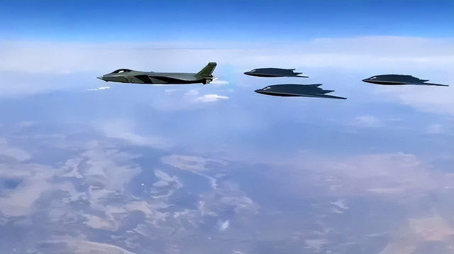 歼16不用冒险投弹！中国隐身“玄龙”战机	，首次与歼20编队亮相