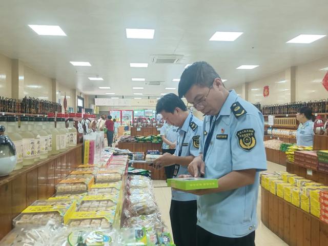 阳朔：暑期旅游服务提质，让山水之约更惬意​