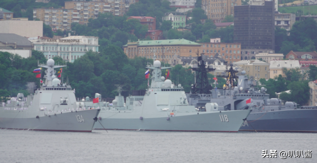 琉球不属于日本！中俄军队包围琉球，韩国紧急避险，高市怕啥来啥