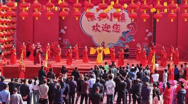 这个国庆，振兴小镇“好热”！