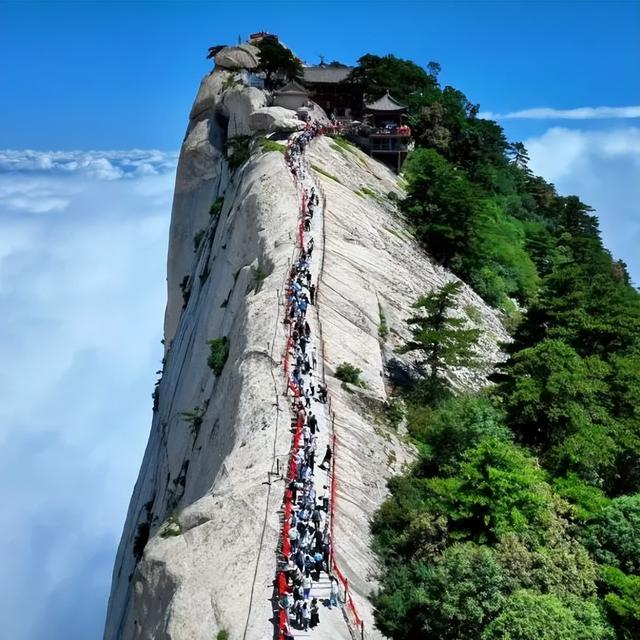 走出“浪浪山”，跟小妖怪一起去华山！