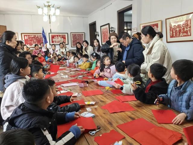 刚刚传来，颍东竟有这么多宝藏地？！今天，好多阜阳人都去了！直击现场......