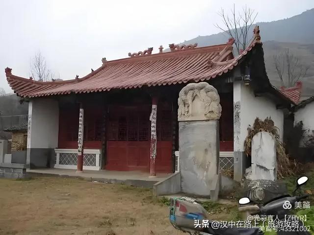 骑游陕南的三大古寺庙