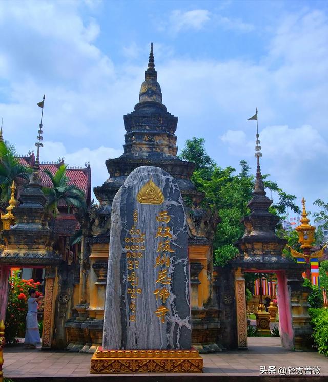 云南西双版纳，极具鲜明特色的旅游胜地。