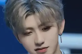 蔡徐坤近况揭秘：逆风翻盘，音乐、代言双丰收，背后的坚韧与成长图片