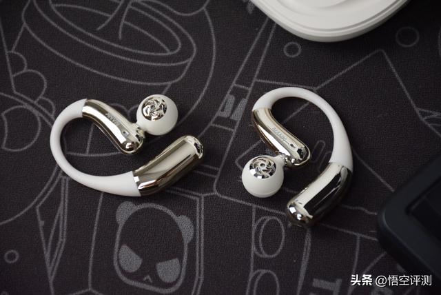 开放式蓝牙耳机终于迎来创新！南卡OE Nova：更舒适佩戴更强音质