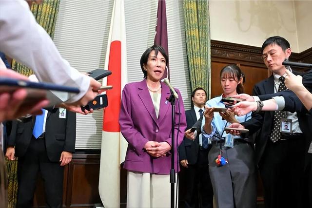 中方连环反制下，日本重新大选？高市辞职不是假设	，毛宁通告12字