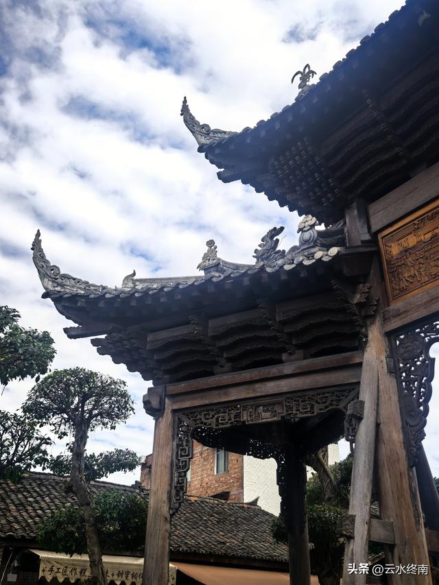 “万里长江第一古镇”，不但有好吃好玩的，还曾撑起中国半壁文脉