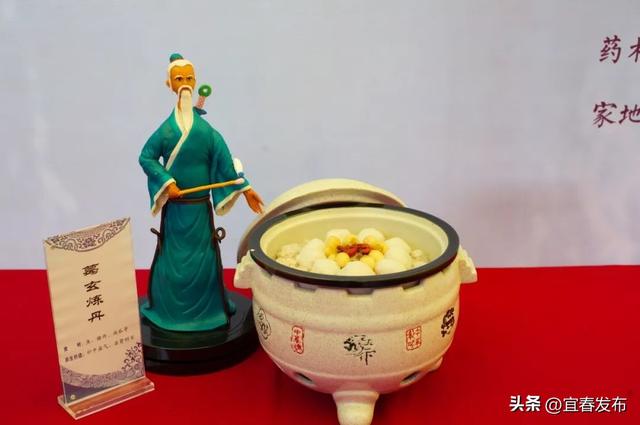 “跟着春哥，去这里！”
