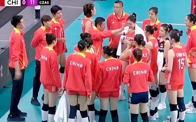 中国女排不敌波兰暴露出啥现实问题