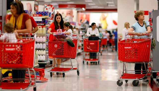 庞大舰队刚靠近伊朗，重要指数就创下新低	，市场不许特朗普动武？