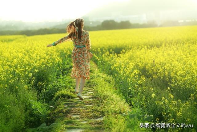 人生苦短，唯有认真活着，珍惜拥有，遇事想开，看淡
