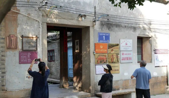 吴石故居现在还住着侄孙，侄孙回忆：其子吴韶成多次回故居