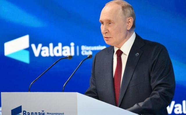 俄乌和谈又陷僵局！特朗普对乌下最后通牒，以乌领土换国家安全