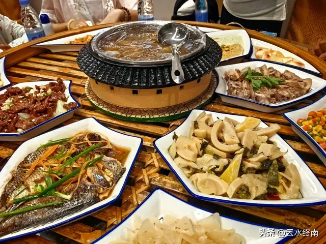 从厦门如何到土楼旅游？看看这些“槽点”与“亮点”，旅行不踩坑
