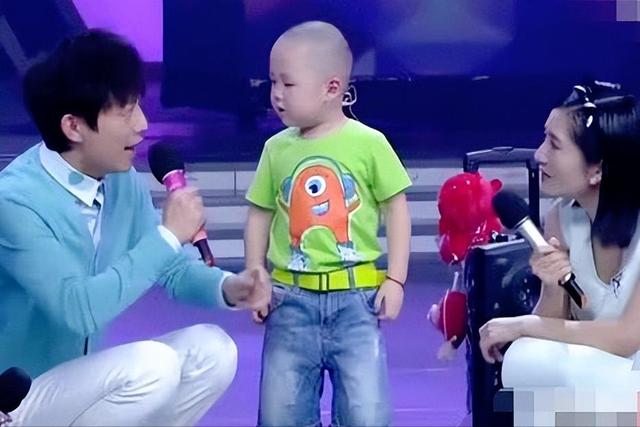 3岁上央视	，5岁登春晚，7岁就年薪百万，没想到现在却成了这样子