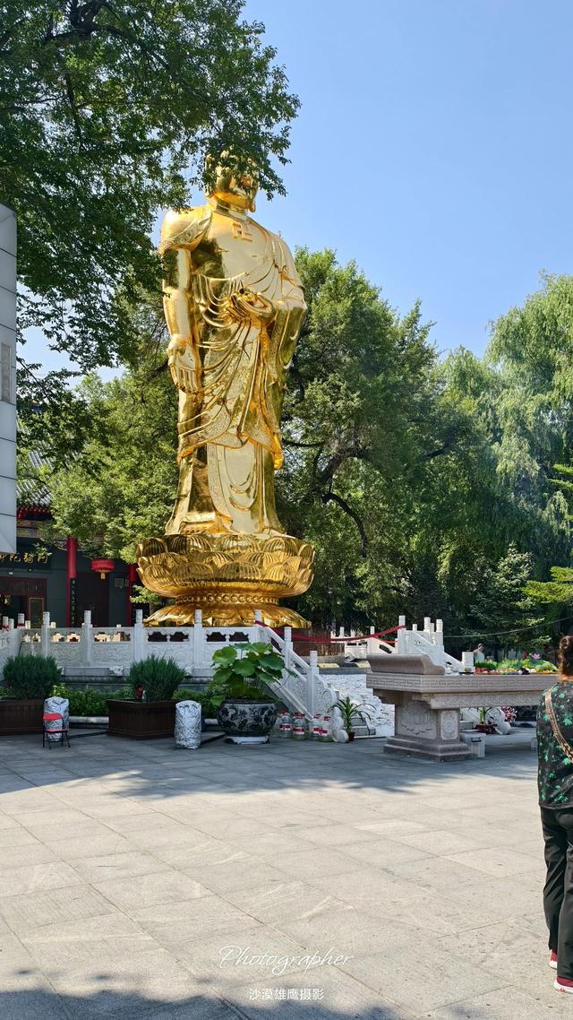 游览哈尔滨极乐寺侧记