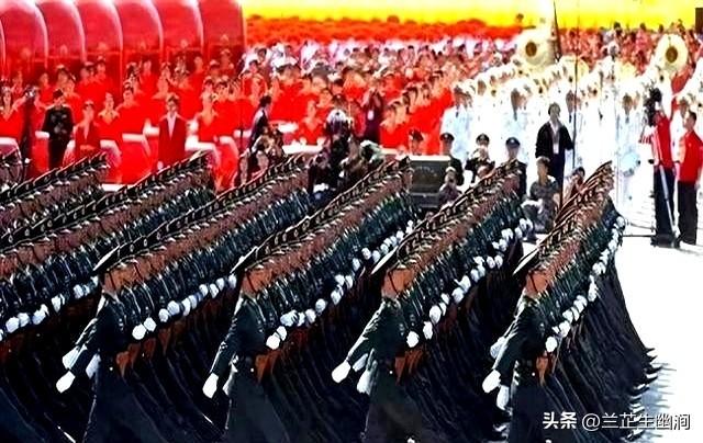 越南与中国杠上了？中国前脚定下9月3阅兵，越南后脚就定9月2