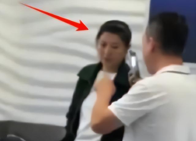 重罚！偷税拔氧气管	，官方彻查后闫学晶首露面，彻底洗不白了！