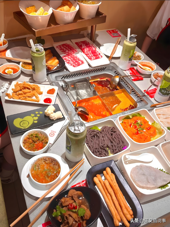 女子点海底捞外卖被骂续：店铺停业 经理登门道歉，原因曝光引争议