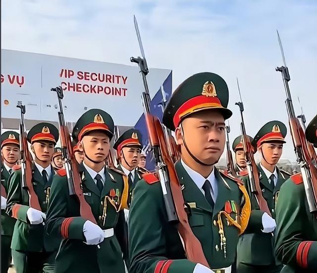 越南又和中国杠上了？中国前脚定下9月3阅兵，越南后脚就定9月2！
