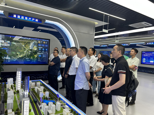 “科菁荟·生态伙伴企业行”走进中国西部信息中心，达成9项合作意向