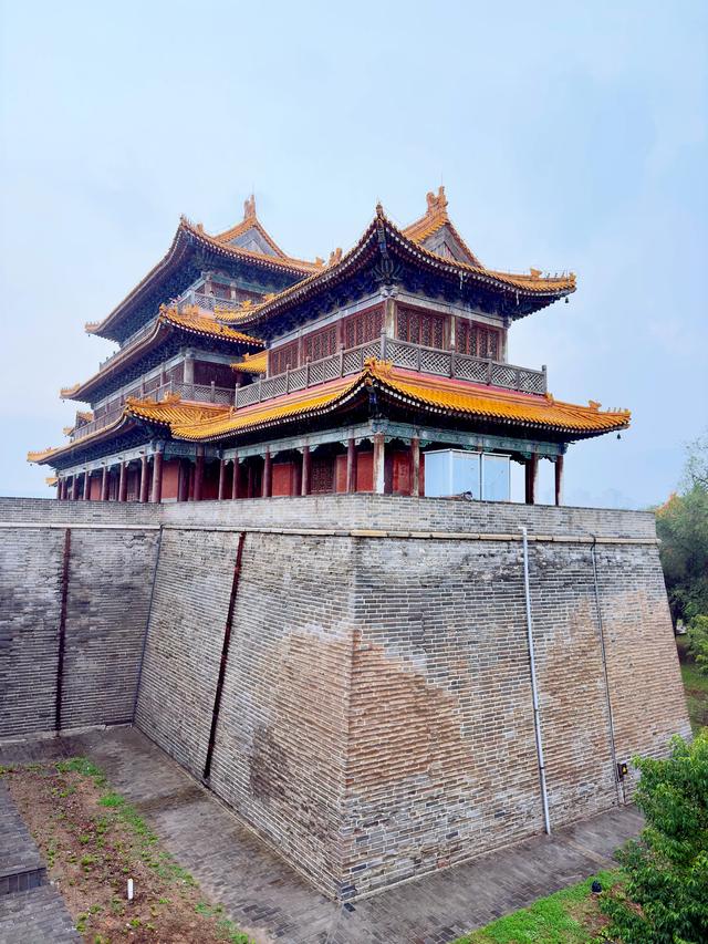 雨中西岳庙（渭南华阴市西岳庙）