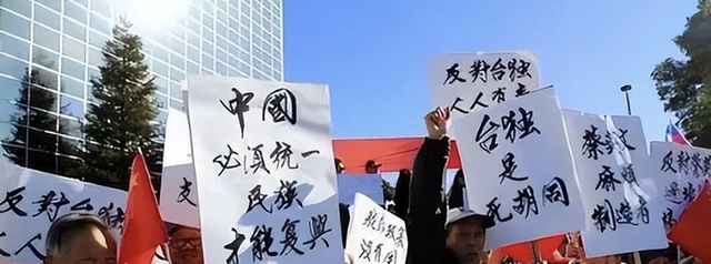 特朗普恐怕没料到，大批军火还没运抵台岛，中方一招直打美国七寸