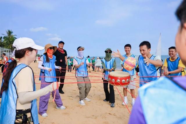 2025年海口市全民健身系列活动欢乐收官——沙滩趣味运动会燃爆西秀海滩