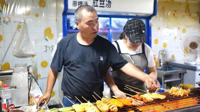 多彩文化夜生活 点亮宕昌“烟火气”
