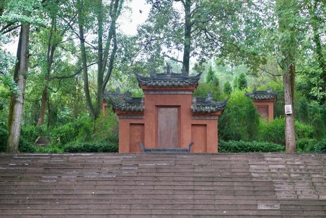 东坡文旅 持续上分中