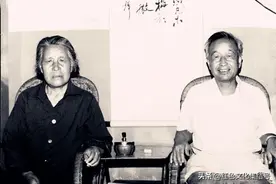 晋绥南下干部高波、崔焕珍（照片一组）图片