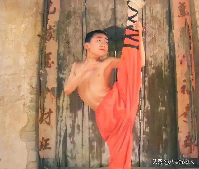 马蓉走后又迎来冯清，43岁的王宝强，为何总是在女人身上吃亏呢？