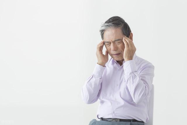 医生提醒：不想父母得脑梗，这三个检查一定要带他们去做