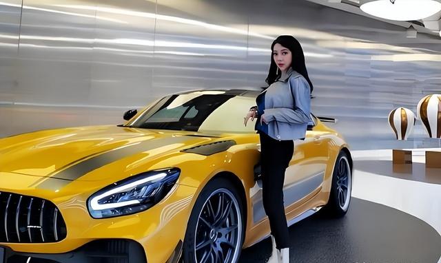 10年入狱2次，爆火后包一晚40万，如今的她又钓上富豪