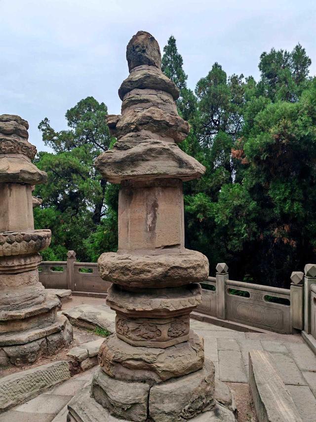 卦山天宁寺塔林——交城