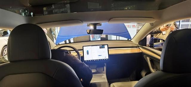 无人驾驶要来了？马斯克无安全员测特斯拉 robotaxi，直言完美驾驶