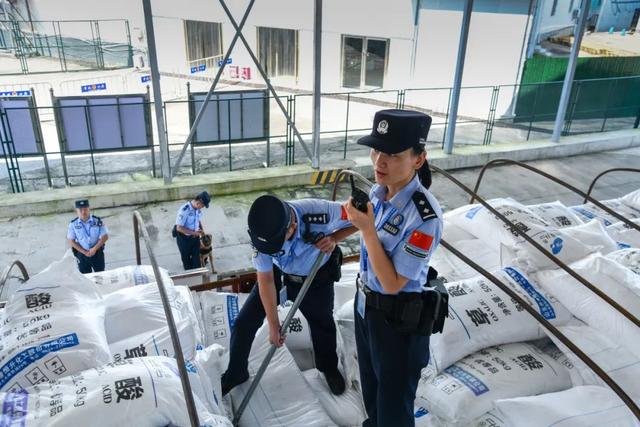 出入境人次超300万的瑞丽口岸，一定要去看看！