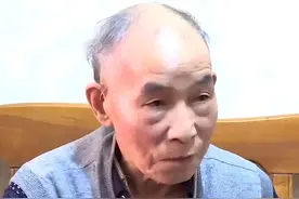 84岁老人钟情小女友，深夜从8楼水管爬下，只为和女友见一面图片