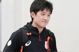 张本智和回国，待遇凄凉：没有鲜花+0奖金，早田希娜获400万奖励图片