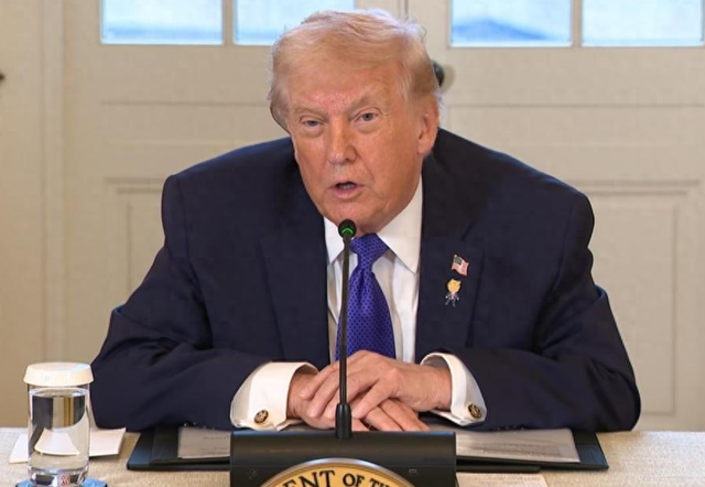 不到24小时，美军不宣而战！近百炸弹被投下，626次空袭惹恼全球