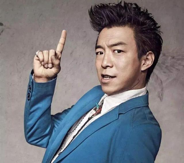 钱再多有什么用？影帝黄渤的现状，给娱乐圈所有中年明星提了个醒