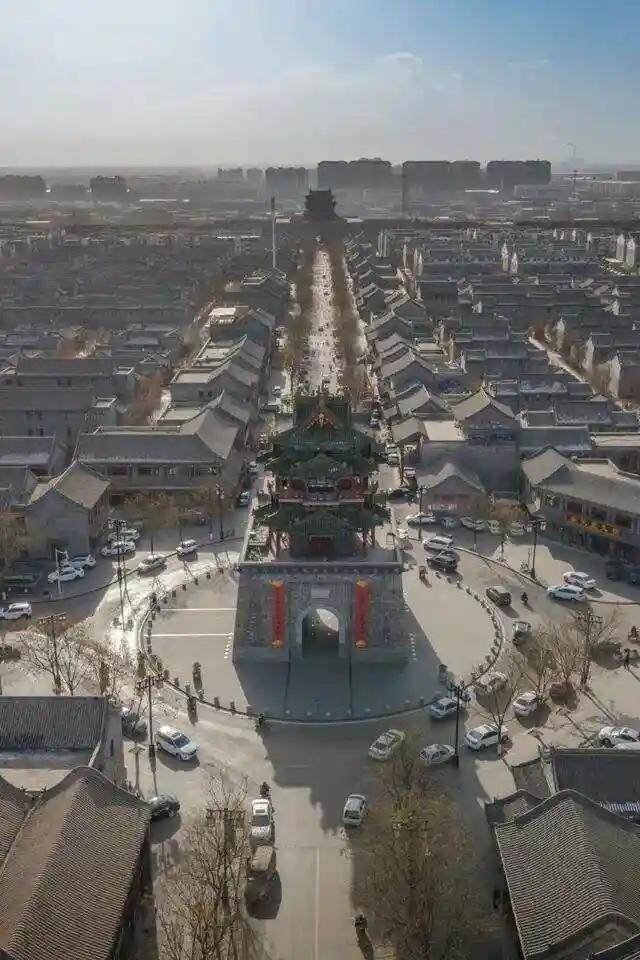 黄河中游的千年山西,汾河作为山西母亲河,灌溉出片片肥田沃土。