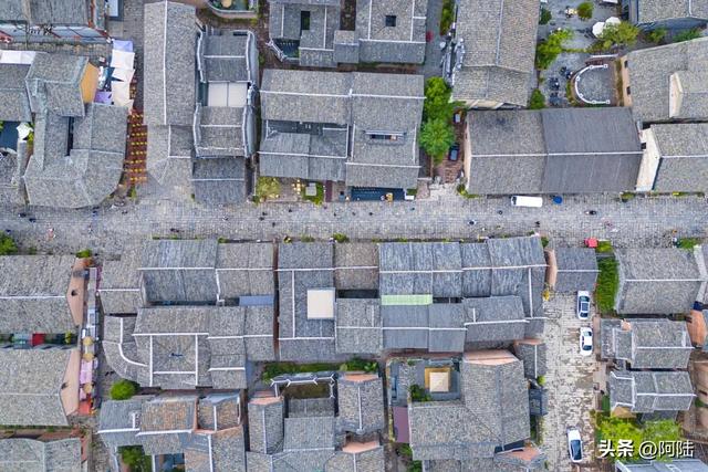 西昌古城始建于明洪武二十年,是凉山地区珍贵文物遗存最多的地方