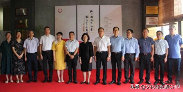 致公党厦门市委“凝心铸魂强根基 团结奋进新征程”书画摄影展开幕