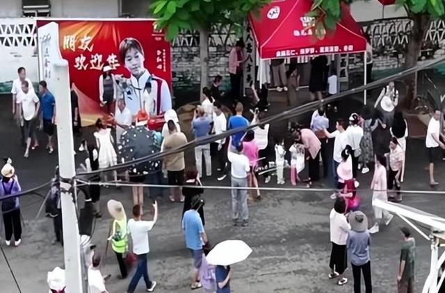 豪宅风波升级！专家建议拆除全红婵雕像，樊振东早有预料