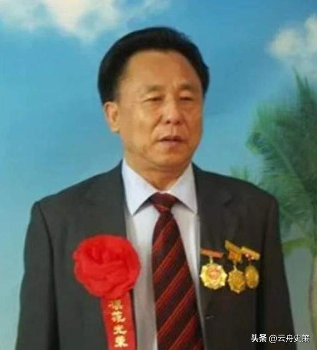 包养10位情妇，睡觉翻牌生下11个私生子，75岁还在拼命生娃！