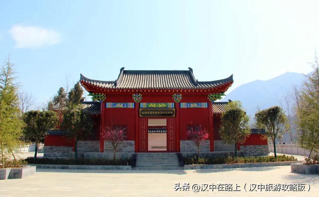 赞！人民日报海外版推介汉中钟家沟景区！