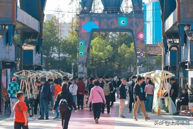 近百个街头市集，周末上复兴岛一站式“吃喝玩乐”