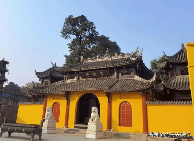 成都被严重低估的寺庙，大殿华丽庄重，让人吃惊不小，公交可直达